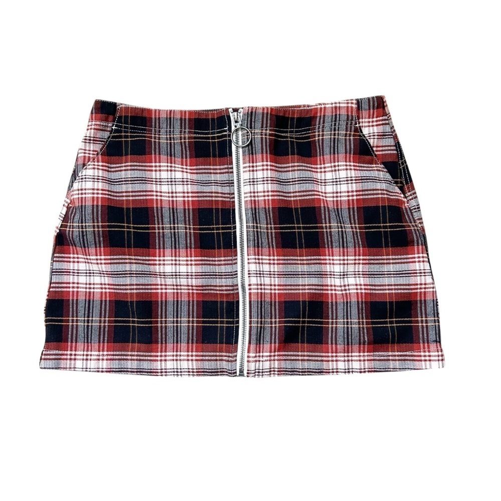 Volcom Woman’s Plaid Mini Skirt Front Zipper With 4 Pockets Indy, Preppy, Grunge